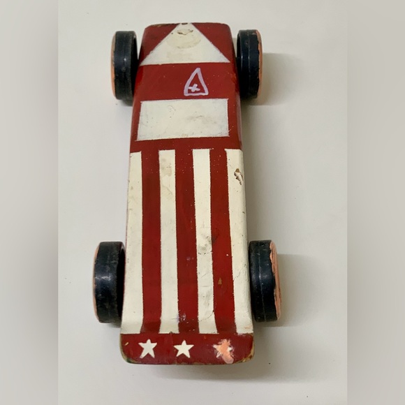 1980 Vintage Hand Crafted Homemade Pinewood Derby Race Car - Picture 8 of 15